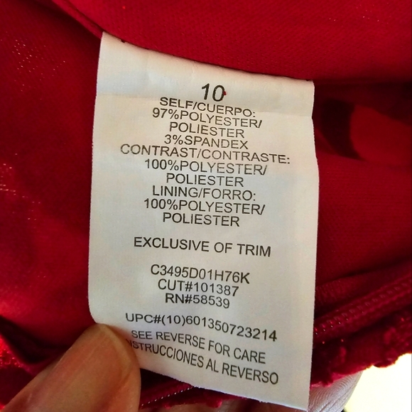 Red Youth 10 dress - Picture 4 of 4